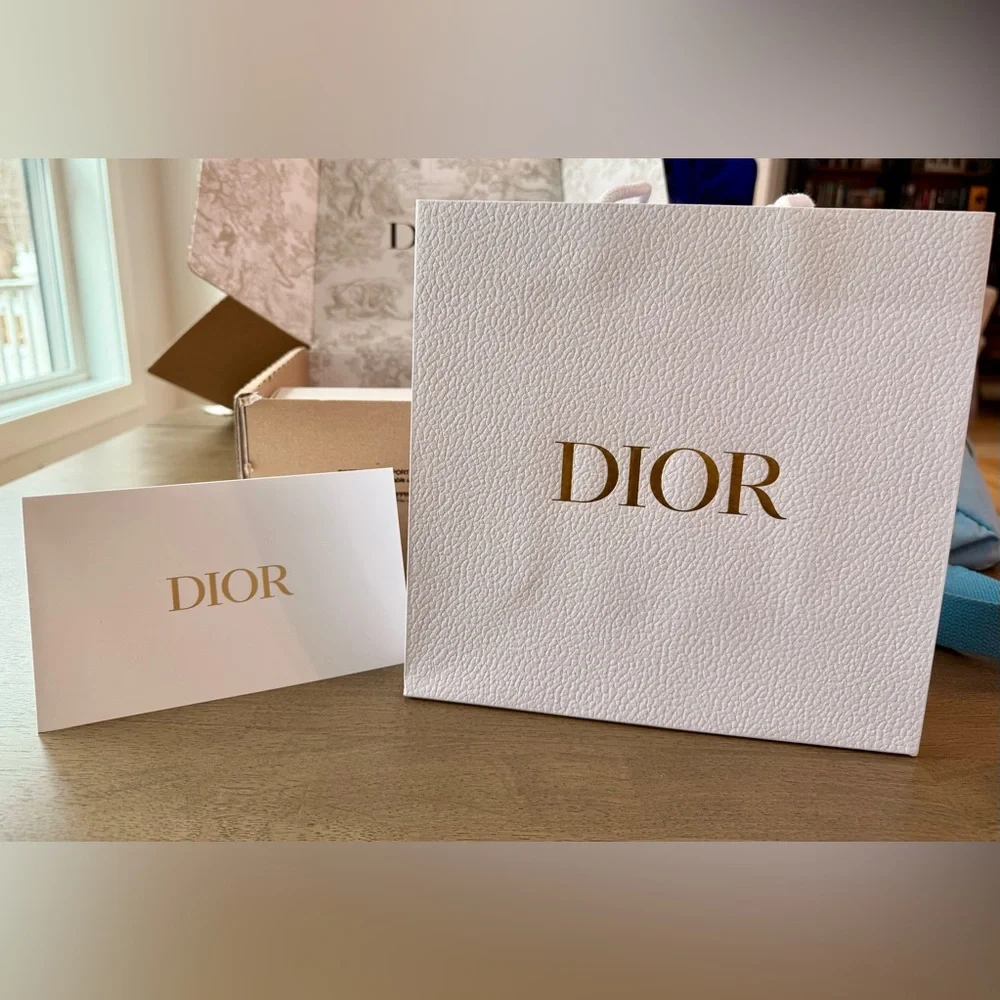 Dior White Gift Bag & Envelope, Gold Embossed Logo New
